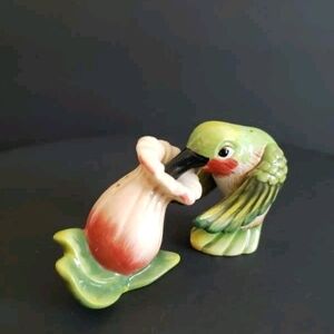 SOLD SOLD Hummingbird Shakers
